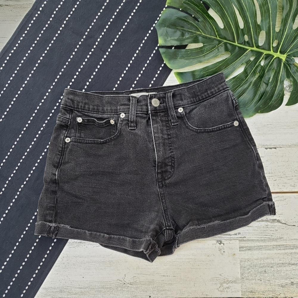 Madewell| High Rise Denim Shorts Raw Hem Black Size 24